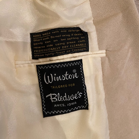 Vintage Tan Suede Blazer - uniquely tailored - Picture 6 of 6